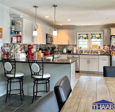 2305 Warren St, Terre Haute, IN 47803 - photo 4