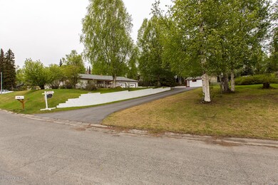 Driveway enterance