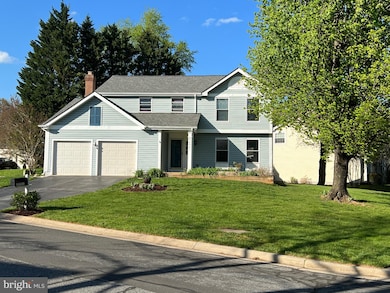 20501 Watkins Meadow Dr, Germantown, MD 20876 - photo 2