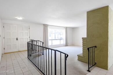 2818 E Malapai Dr-5