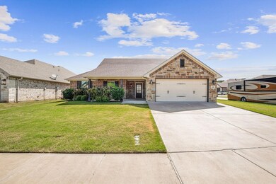 249 Jacinth Ln, Granbury, TX 76049 - photo 2