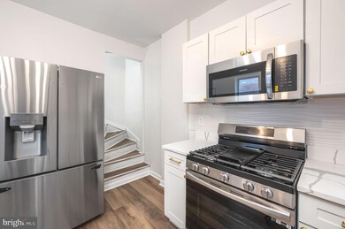 313 Elm St, Reading, PA 19601 - photo 3