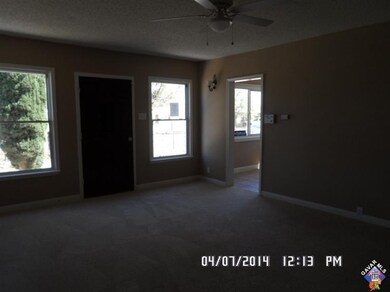 15853 N Mojave St, Mojave, CA 93501 - photo 4