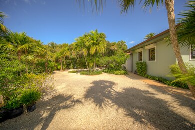 15,000 SF Lot