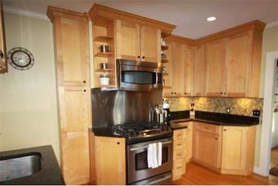 7 Lewis Ave, Arlington, MA 02474 - photo 3