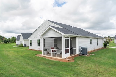 811 Shady Oak Ct, Boiling Springs, SC 29316 - photo 4