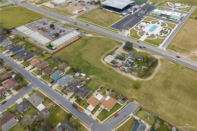 1002 E Nolana Loop, Pharr, TX 78577 - photo 5