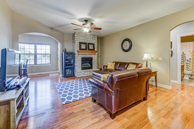 624 N Alexandria St, Nixa, MO 65714 - photo 6