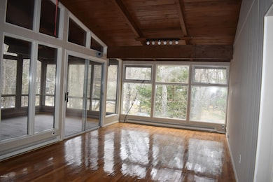 800 Heron Ct, Hawley, PA 18428 - photo 4