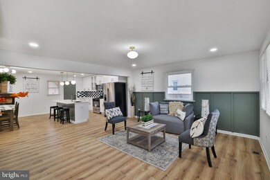 704 Maury Ave, Oxon Hill, MD 20745 - photo 2