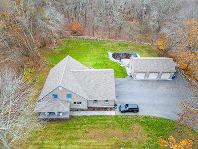 15 Forsyth Rd, Oakdale, CT 06370 - photo 2