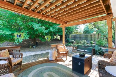 912 Carolyn St, Statesville, NC 28677 - photo 6