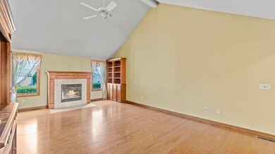 938 Caroline Ct, Churubusco, IN 46723 - photo 6