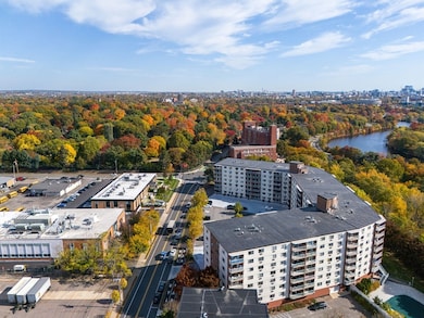 Charles River Towers unit 626, Watertown, MA 02472 - photo 5