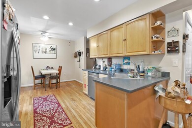 4616 Briar Patch Ct, Fairfax, VA 22032 - photo 7