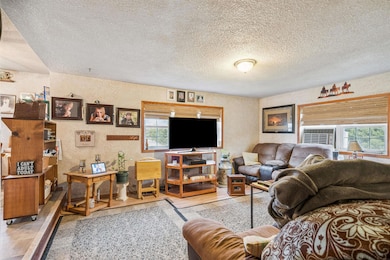 6262 N Ave, Maynard, IA 50655 - photo 7