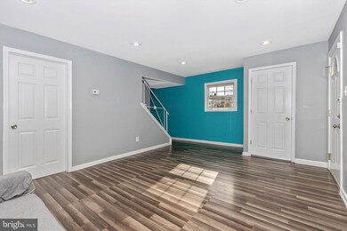 6725 Vermont Ct, Hyattsville, MD 20785 - photo 3