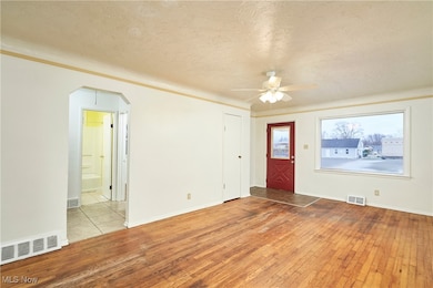 1380 E 345th St, Eastlake, OH 44095 - photo 7