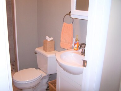 45 NE 12th St, Linton, IN 47441 - photo 5