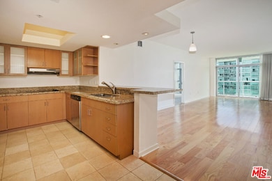 Azzurra unit 931, Marina Del Rey, CA 90292 - photo 2