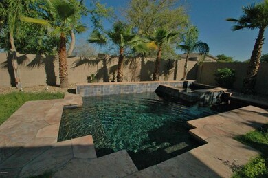 Pool w/Spa