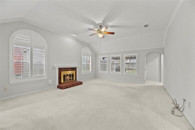 8019 Hidden Oaks Ln, Houston, TX 77095 - photo 5