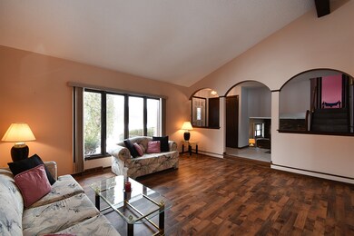 27027 S Juniper Dr, Crete, IL 60417 - photo 4