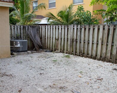 761 SE 2nd St, Homestead, FL 33030 - photo 4