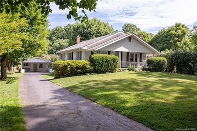 571 Caribou Rd, Asheville, NC 28803 - photo 2