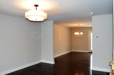 701 E Swinick Dr, Dunmore, PA 18512 - photo 3