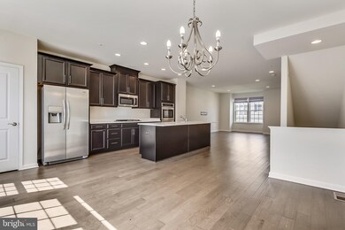 2918 Pinebrook Rd, Landover, MD 20785 - photo 7