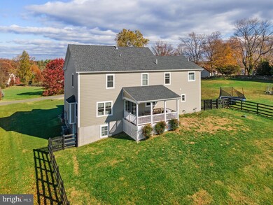 35679 Kelsey Hill Ct, Round Hill, VA 20141 - photo 5