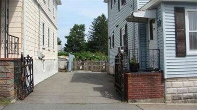 5 Kirby St, South Dartmouth, MA 02748 - photo 5