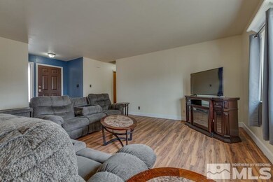 411 Heron Ln, Fallon, NV 89406 - photo 2