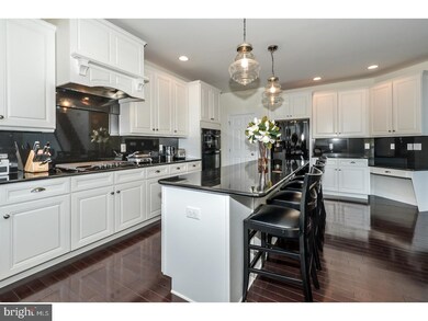 1052 Azlen Ln, Chalfont, PA 18914 - photo 5