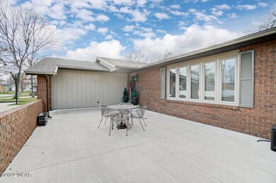 2521 Debbie Dr, Lima, OH 45807 - photo 6