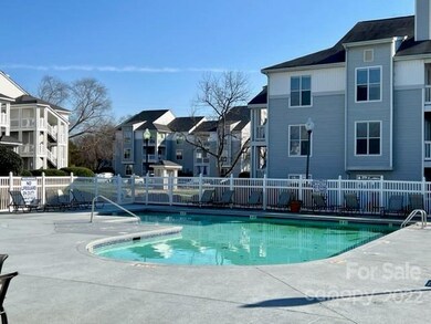 28 Hamiltons Harbor Dr unit 942, Lake Wylie, SC 29710 - photo 2