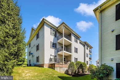 6500 Ridenour Way E unit 2C, Sykesville, MD 21784 - photo 4