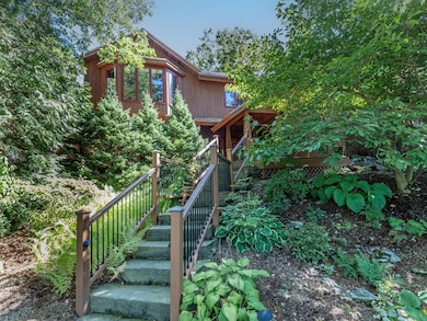 267 S Cove Rd, Burlington, VT 05401 - photo 6