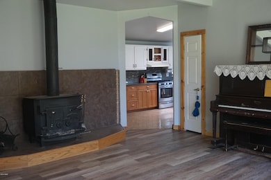 Living Room 4