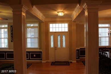 4535 Hummingbird Ln, Fairfax, VA 22033 - photo 2