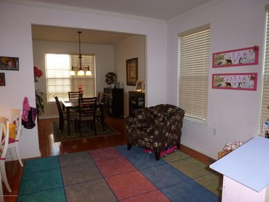 211 Morning Glory Dr, Monroe Township, NJ 08831 - photo 6