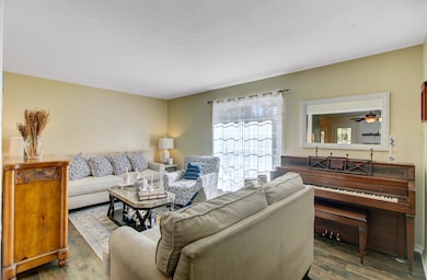 104 Chalcott Place, Summerville, SC 29485 - photo 6