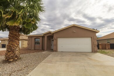 942 Larkspur Ave, Alamogordo, NM 88310 - photo 2