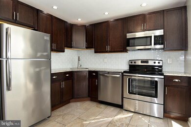 6204 Mockingbird Pond Terrace, Burke, VA 22015 - photo 6