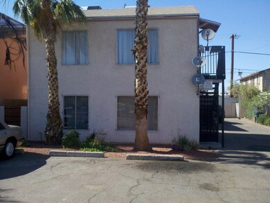 FRONT BLDG W/ 2 BED UNITS