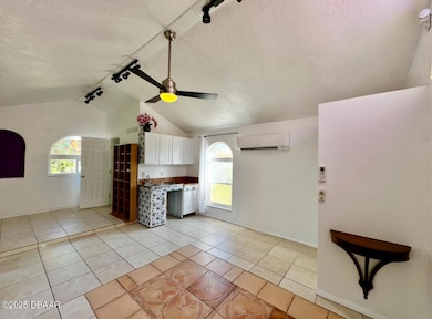 1104 Jacaranda Ave unit Cottage, Daytona Beach, FL 32118 - photo 6