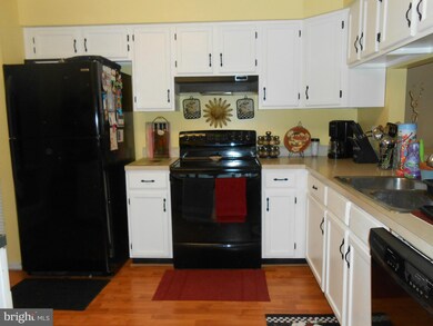 11509 Brundidge Terrace, Germantown, MD 20876 - photo 4