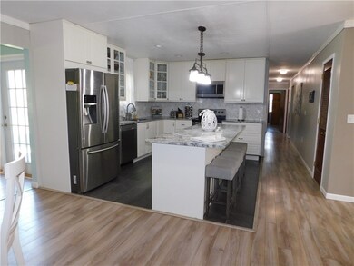 Plenty of counter and cabinet space.
