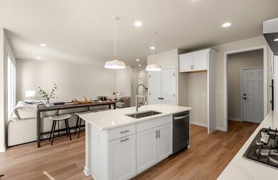 4 Archer Dr unit 2, Woburn, MA 01801 - photo 6